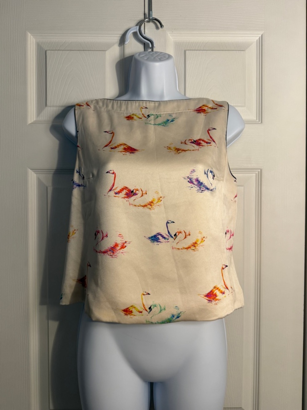 Marc Jacobs 100% silk swan tank size 4